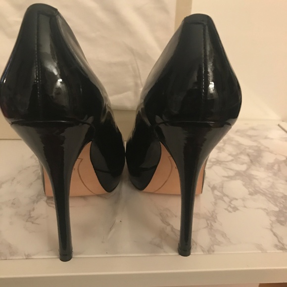 JOAN&DAVID FLIPP Black Patent Leather - Picture 6 of 8